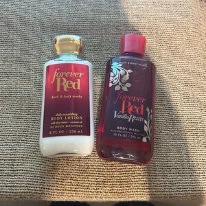 Forever Red body wash and lotion Set  INCLUDES FULL SIZE B&BW GIFT
